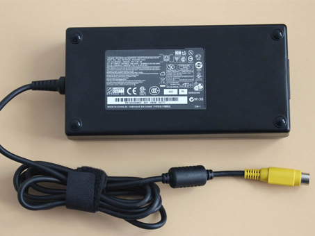 Batterie pour 100 ~ 240V, 50~ 60Hz 19V 9.5A , 180Watt PA3546E-1AC3 Pa-1181-02