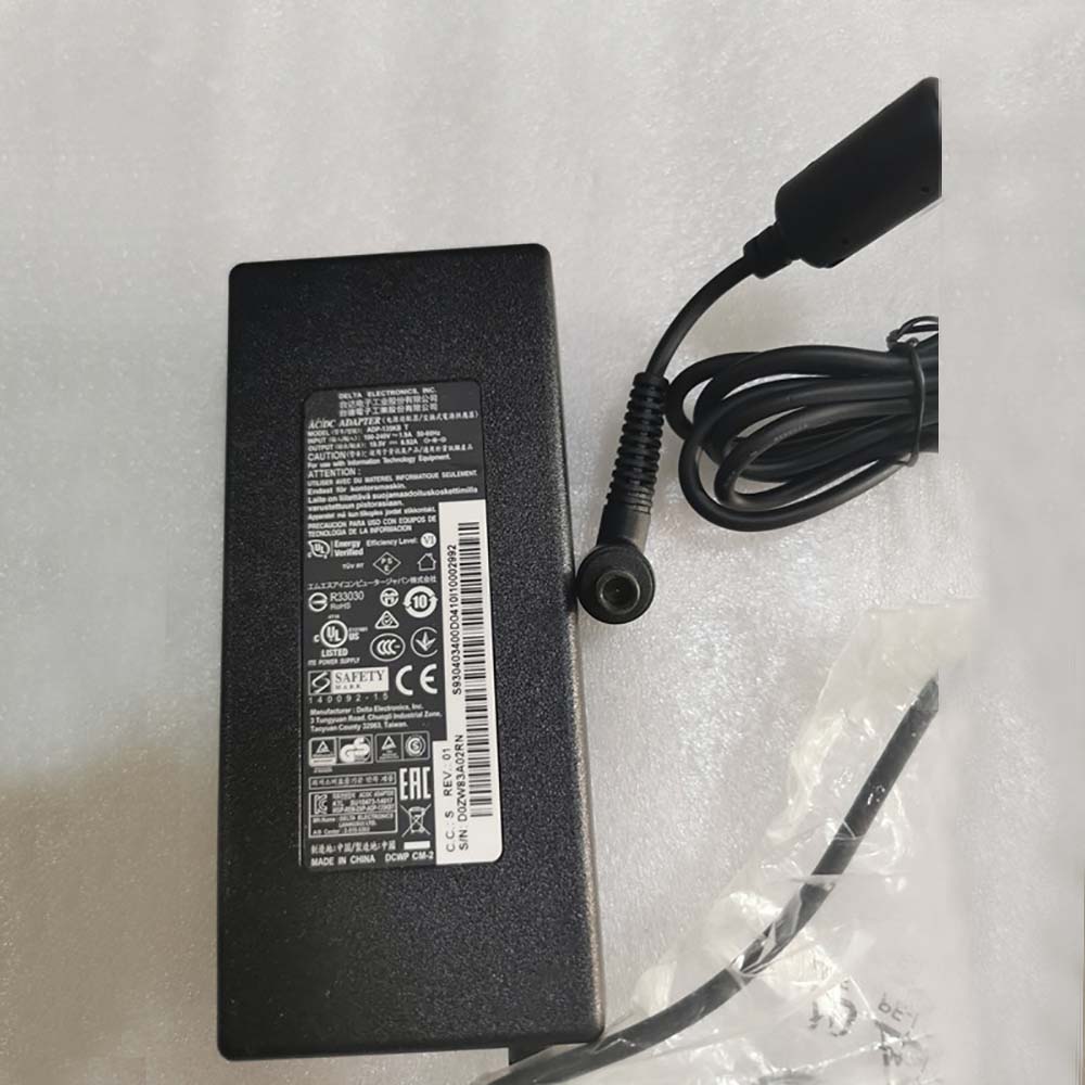 Batterie pour 100V-240V 1.9A 50-60Hz 19.5V 6.92A 135W ADP-135KB-T