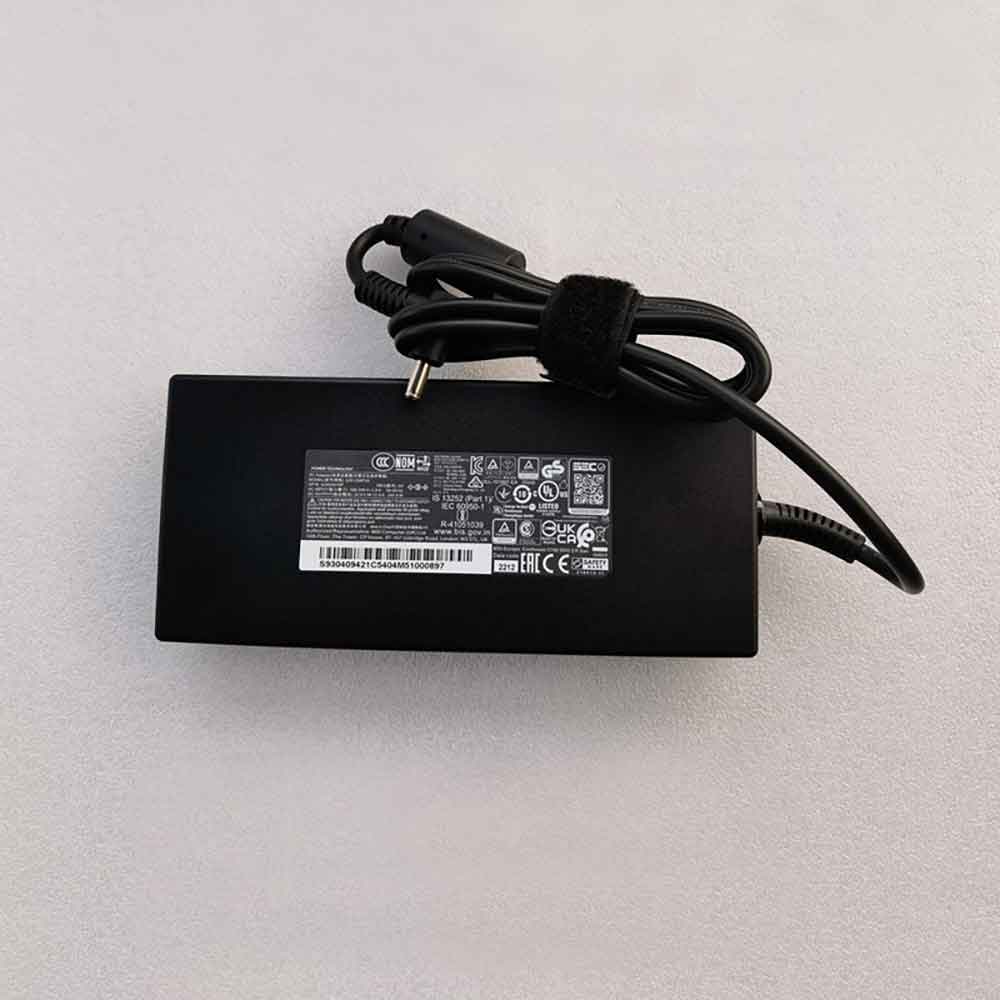 Batterie pour 100-240V 50-60Hz 20V 12A 240W A20-240P2A